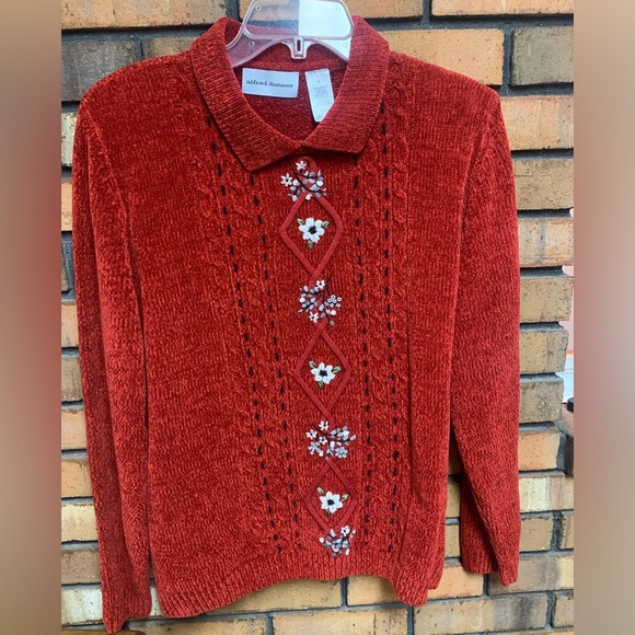 Alfred Dunner Women's Red Sweater - Picture 1 of 4